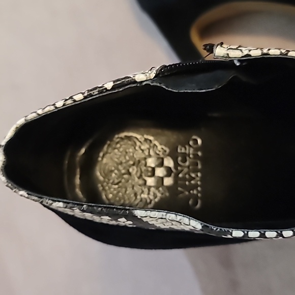 Vince Camuto Ankle Booties 10M - Picture 2 of 8